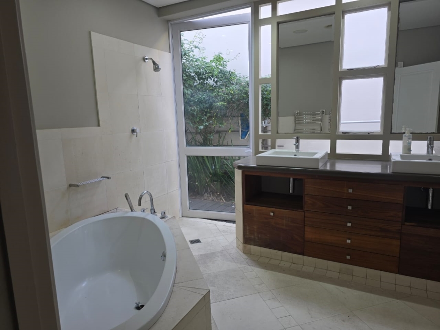 To Let 3 Bedroom Property for Rent in Selborne Eastern Cape